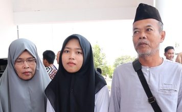 Bupati Natuna Wujudkan Mimpi Anak Petani Sayur Kuliah di Universitas Pertamina