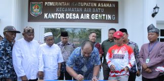Wakil Bupati Asahan Resmikan Kantor Balai Desa Air Genting