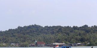 456 Rumah di Karimun Akan Dipasangi Listrik Gratis Melalui Program Kepri Terang