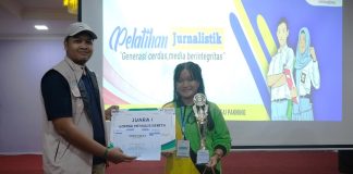 Siswi SMA 1 Bukit Batu Raih Juara Pertama Penulisan Berita dan Foto di Pelatihan Jurnalistik KPI