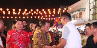 Gubernur Ansar Ahmad Apresiasi Pawai Tatung dan Moon Cake Festival di Batam