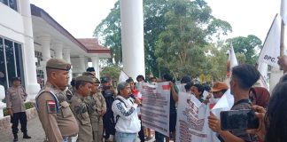 PMRI Demo Kantor Bupati, Minta Kadis Dan Kabid PMD Dicopot