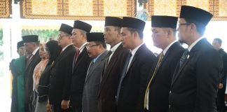 Bupati Kasmarni Lantik 11 Orang Anggota Dewan Pendidikan: Berharap 3 Masalah ini Dapat Diselesaikan