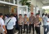 Polres Natuna Tingkatkan Pengamanan Rapat Pleno Undian Nomor Urut Pasangan Calon Bupati dan Wakil Bupati
