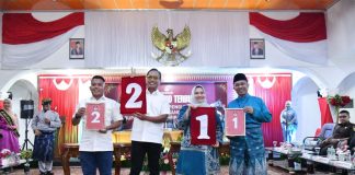 Cabut Undian Paslon Bupati dan Wabup, KBS Nomor Urut 1 dan SANDI Nomor Urut 2