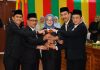 Syah, Maya Sari Ditetapkan Menjadi Ketua DPRD Lingga Periode 2024-2029