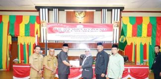 Pjs Bupati Lingga Said Nursyahdu Hadiri Rapat Paripurna DPRD Lingga Bahas Nota Keuangan APBD Tahun 2024