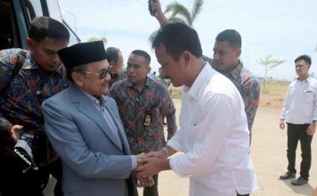 Ketika Rudi Memberikan Penghargaan untuk Rudi, 2 Rudi yang Luar Biasa