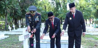 Sambut HUT TNI Ke-79, Plt. Bupati Simalungun Hadiri Upacara Ziarah Nasional di TMP Nagur Pematangsiantar