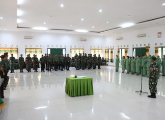 Kolonel Inf Andri Hadiyanto Pimpin Upacara Kenaikan Pangkat Personil Kodim 0318/Natuna