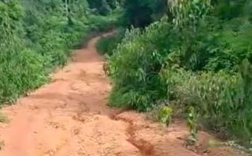 Warga Desa Bakong Kecewa Terhadap Klaim Alias Wello Soal Pembangunan Jalan