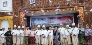 Hadiri Paripurna Hari Jadi Ke-25 Rohil, Pjs. Bupati Bengkalis Sampaikan 2 Bait Pantun