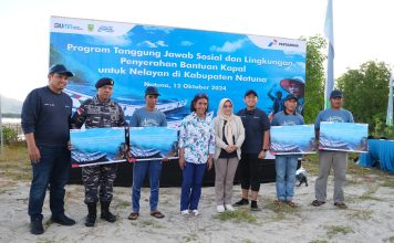 Tingkatkan Produktivitas Nelayan, Pertamina Beri Bantuan Kapal di Natuna
