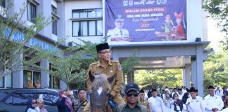 Pawai Alegoris, Semarak Hari Santri Nasional 2024 di Payakumbuh, Segini Jumlah Peserta!