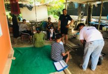Semangat Perubahan Landa Penyengat, Warga Tempel Stiker Rudi-Rafiq di Pintu Rumah