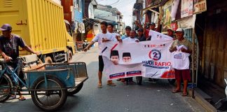 Jadi Ikon Perubahan Kepri, Penarik Becak Pelantar II Deklarasi Menangkan Rudi-Rafiq