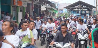 Midai Menyala, Paslon WSRH Disambut Meriah oleh Warga dan Nelayan dengan Pompong Berbendera Parpol