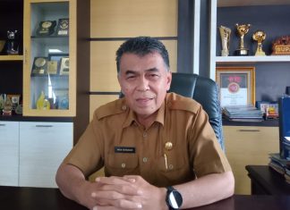Besok Bupati Natuna Wan Siswandi dan Istri Akan Mencoblos di TPS 002 SDN 04 Sual