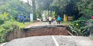 Dishub Pemkab Simalungun Tinjau Jalan Putus Penghubung Kecamatan Tanah Jawa dan Kecamatan Hatonduhan
