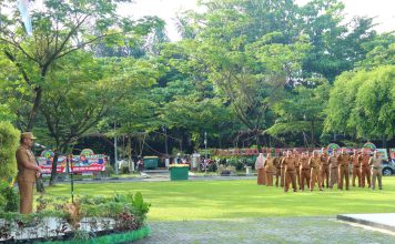 Pj Wali Kota Suprayitno Sampaikan Misi Asta Cita Presiden dan Wakilnya Saat Pimpin Apel