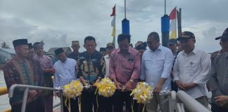 Gubernur Kepri Hadiahkan Dermaga Apung HDPE Untuk Masyarakat Kecamatan Durai