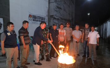 Bupati Asahan Saksikan Pemusnahan Surat Suara Tidak Terpakai Dipimpin Ketua KPU