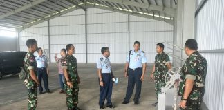 Pastikan Proyek Pembangunan Tepat Waktu, Danlanud RSA Natuna Terima Kunjungan Tim Pengawasan Koopsud I