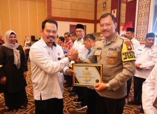 Polda Kepri Terima Anugerah Keterbukaan Informasi Publik Tahun 2024