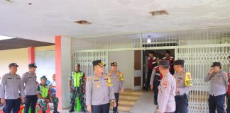 Kapolres Aceh Tamiang Tinjau Pengamanan Rumah Ibadah Umat Kristiani