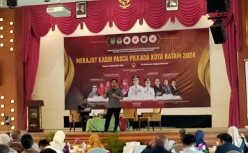 FKDM Bersama UNRIKA Gelar Seminar Pasca Pilkada