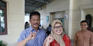 Wali Kota Batam Sekeluarga Nyoblos di TPS 017 Rosedale