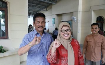 Wali Kota Batam Sekeluarga Nyoblos di TPS 017 Rosedale