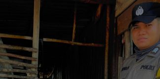 Brigadir Irwansyah Serahkan Bantuan Paket Sembako dari Kapolres Lingga Untuk Korban Bencana Rumah Roboh di Desa Laboh