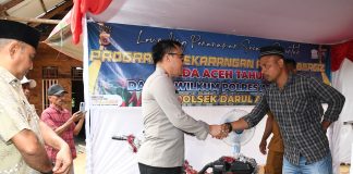 Dukung Ketahanan Pangan, Kapolres Aceh Timur Serahkan Bantuan Alat Pertanian kepada Kelompok Tani Darul Aman
