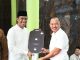 Sekdaprov Kepri Serahkan Hibah Mobil Ambulance ke Yayasan Asy Syuhadaa Bandar Insani Batam