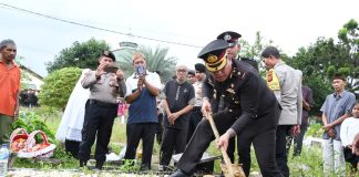 Beri Penghormatan Terakhir, Wakapolres Aceh Timur Pimpinan Upacara Pemakaman KA SPKT
