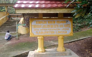 Wujud Kepedulian pada Leluhur dan Sejarah Kerajaan Lingga, Kapolres Lingga Cat Makam Temenggung Jamaludin dan Datuk Kaya Montel