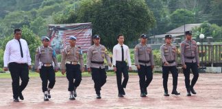 AKBP Apri Fajar Hermanto,S.I.K Berikan Penghargaan Kepada 8 Personel yang Berprestasi