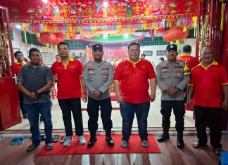 Personel Polsek Daik Lingga Amankan Perayaan Ulang Tahun Kelenteng Yen Tian Santi dan Sembahyang Keselamatan