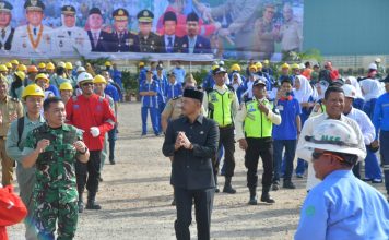 Sekdaprov Kepri Pimpin Apel Peringatan Bulan K3 Nasional 2025 di Batam