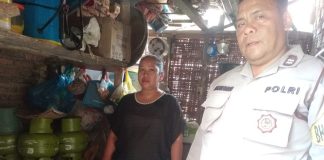 Babinkamtibmas Polsek Tanah Jawa Pantau Distribusi Gas Elpiji 3 Kg di Nagori Bah Kisat