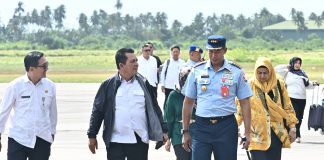 Danlanud RSA Natuna Sambut Kedatangan Gubernur Kepri di Bandara Raden Sadjad