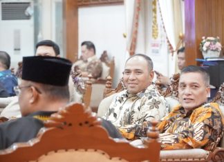 Pj Bupati Aceh Timur Hadiri Pisah Sambut Pj Gubernur Aceh Dengan Gubernur dan Wakil Gubernur Aceh Periode 2025-2030
