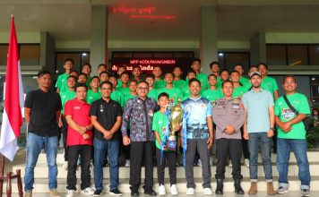 Suprayitno Lepas Kontingen SSB Bintang Timur Payakumbuh Ikuti Piala Soeratin U-13 di DIY