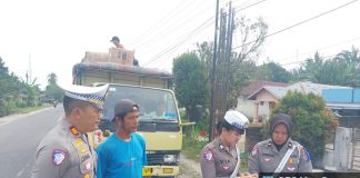 Kasat Lantas Polres Simalungun Pimpin Operasi Keselamatan Toba 2025 di Jalur Asahan-Batubara
