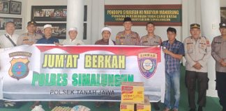 Kapolsek Tanah Jawa Gelar Jumat Berkah Di Parsulukan Serambi Babusalam