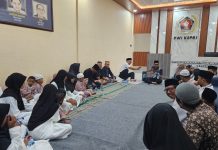 Buka Puasa Hari Pertama, PWI Kepri Berikan Santunan ke Panti Asuhan Al-Ibriz