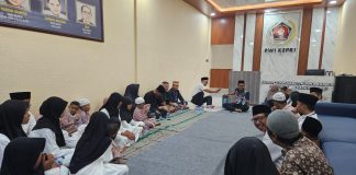 Buka Puasa Hari Pertama, PWI Kepri Berikan Santunan ke Panti Asuhan Al-Ibriz