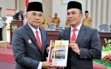 Serah Terima Jabatan Bupati Simalungun. DR H. Anton Achmad Saragih Resmi Pimpin Simalungun 2025-2030