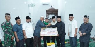 Bupati Asahan Kunjungi Masjid Baiturahman